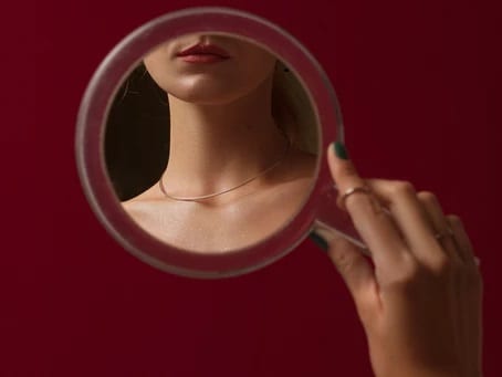 Jugement, miroir et bienveillance